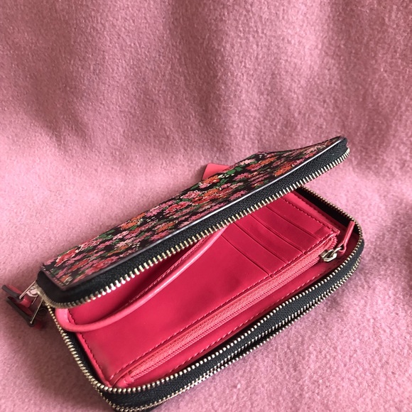 Coach Floral Wallet - Brand New Limited Edition! - Picture 5 of 6